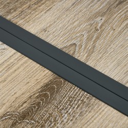 Ulkopöytä 6 hengelle, harmaa puukuosinen PSPC-kansi, metallirunko, 145 x 85 x 72 cm