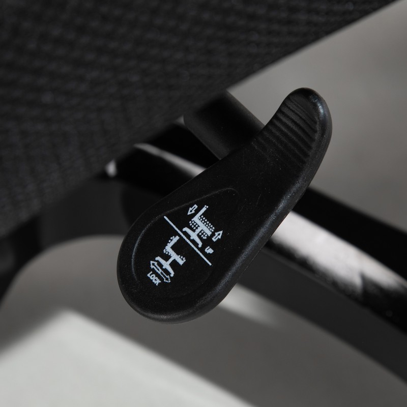 Ergonominen toimistotuoli keinonahkaa, kallistuva ja korkeussäädettävä, musta