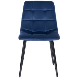 Moderni ruokapöydän tuolisetti neljällä mukavalla istuimella