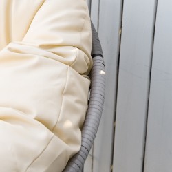 Papasan-nojatuoli sisä- ja ulkokäyttöön, polyrottinki ja metallirunko, 87 x 97 x 86 cm, beige