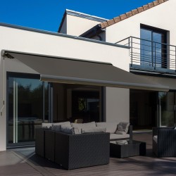 Sähköinen terassimarkiisi koteloitu alumiini/teräs 3 x 2,5 m tummanharmaa