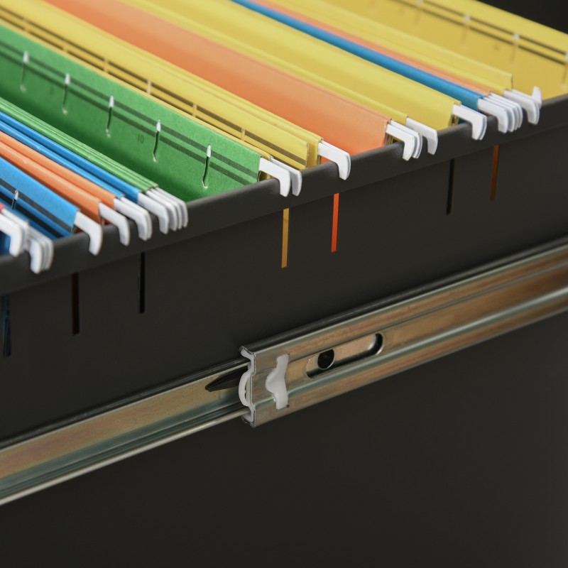 Lukittava metallinen laatikosto pyörillä toimistoon, 3 laatikkoa, 39 x 48 x 60 cm, valkoinen