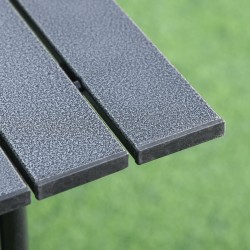 Taitettava alumiininen retkipöytä verkkokankaisella säilytystaskulla 70 x 70 x 69 cm musta