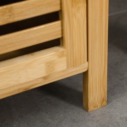 Kylpyhuonekaappi bambusta säleovella, kapea korkea kaappi 33 x 30 x 120 cm, luonnollinen puunsävy