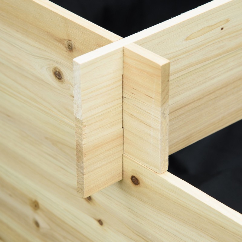 Viljelylaatikko 3 tasoa kuusipuuta hengittävällä sisävuorauksella 117 x 100 x 54 cm luonnonpuu