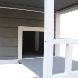 Kissatalo ulko- ja sisäkäyttöön kuusipuusta, 4 tasoa, asfalttikatto, 75,5 x 75 x 137 cm, harmaa-valkoinen