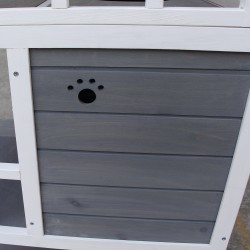 Kissatalo ulko- ja sisäkäyttöön kuusipuusta, 4 tasoa, asfalttikatto, 75,5 x 75 x 137 cm, harmaa-valkoinen