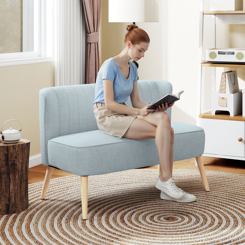 2-istuttava sohva olohuoneeseen, puurunko ja polyesteriverhoilu, 117 x 56,5 x 77 cm, vaaleanvihreä