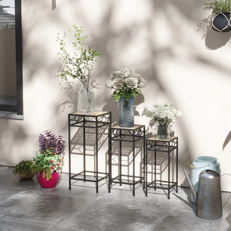 Kukkatelineet 3 kpl setti, metalli, pinottava, halkaisijat 20/24/28 cm, musta/kulta, sisä- ja ulkokäyttöön