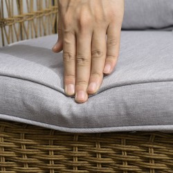 Keinutuoli ulko- ja sisäkäyttöön, teräsrunko ja PE-rottinki, pestävät tyynynpäälliset, luonnonväri/vaaleanharmaa