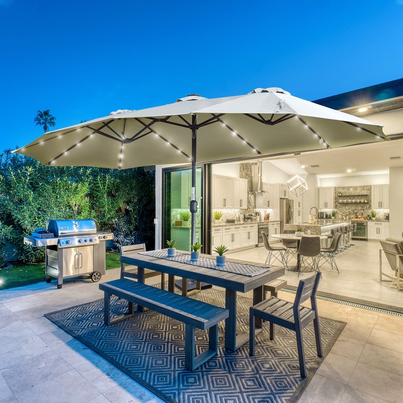 Kaksipuolinen puutarhavarjo LED-aurinkovaloilla 4,5 m, polyesteri/teräs, vaaleanharmaa-musta