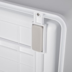 Suljettu kissanvessa muovia 47,5 x 35,5 x 36,7 cm valko-harmaa hiekkalapiolla