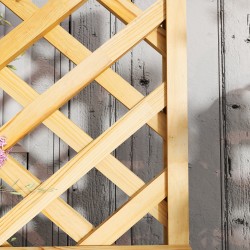 Korkea viljelylaatikko säleiköllä ja hyllyillä, kuusipuu, drainageaukot, 76 x 33 x 177 cm, luonnonpuu