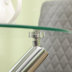 Pyöreä ruokapöytä 2–4 hengelle, karkaistu lasi ja teräsjalat, Ø80 x 74 cm, kirkas/hopea