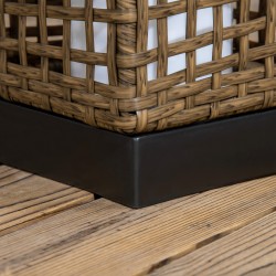 Aurinkokäyttöinen ulkovalaisin rottinkimaisella punoksella IP44, lämmin valkoinen LED, 15,5 x 15,5 x 46 cm, musta/hiekka