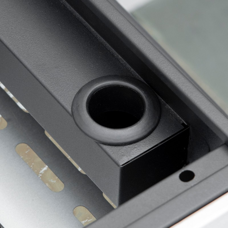 Kaasugrilli 3 polttimella, emaloitu tarttumaton paistolevy, ruostumaton teräs, 63 x 48 x 21 cm, musta/hopea