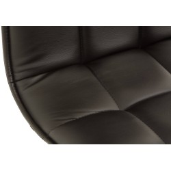 Tyylikäs säädettävä ruokailutuolipari keinonahalla ja korkealla selkänojalla