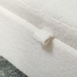 Säilytyspenkki olohuoneeseen ja makuuhuoneeseen, teddysametti, metallijalat, 114 x 47 x 46,5 cm, valkoinen