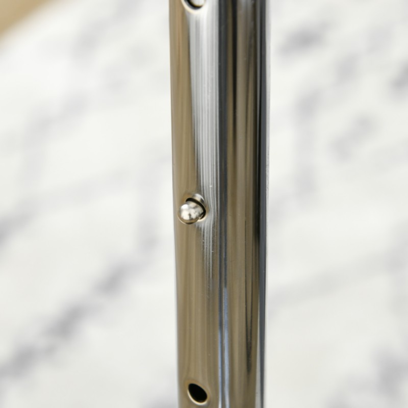 Säädettävä vapaasti seisova nyrkkeilypallo 147–165 cm, täytettävä jalusta, keinonahka, musta/punainen/valkoinen