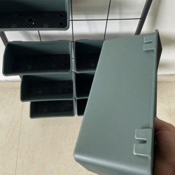 Seinään kiinnitettävä kukkateline 8 istutuslaatikolla, teräs ja PE-muovi, 52,5 x 14 x 90 cm, harmaa/musta