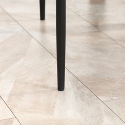 Ruokailuryhmä 4 hengelle, lasinen ruokapöytä ja 4 keinonahkatuolia, 5-osainen, musta