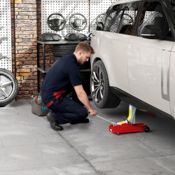 Hydraulinen hallitunkki autoille, teräs, nostokorkeus 8–38 cm, kantavuus 2,5 t, punainen