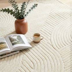 Nukkamatto olohuoneeseen, konekudottu polyesteri 200 x 140 cm, 15 mm, kerma