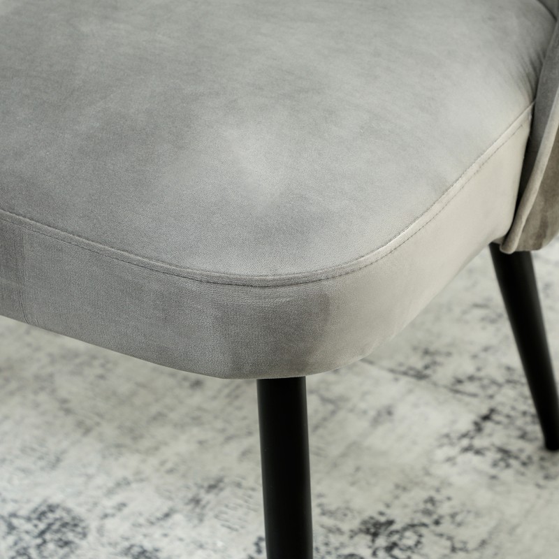 Kahden istuttava sohva olohuoneeseen, metallinen ja puurunko, samettimainen kangas, harmaa