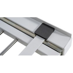 Tilaa säästävä pesukoneliitoskehys Sebastian pyykkitelineellä