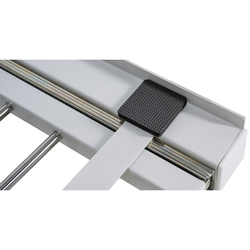 Tilaa säästävä pesukoneliitoskehys Sebastian pyykkitelineellä