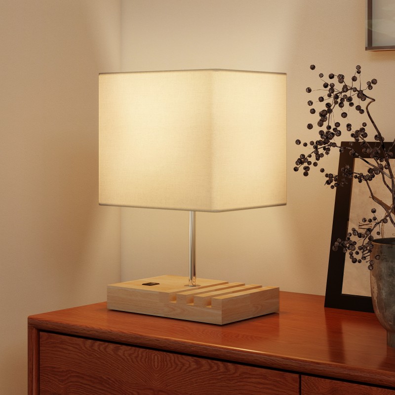 Yöpöytävalaisin USB-latausliitännöillä, puu ja valkoinen kangasvarjostin, E27, 25 x 20 x 40,5 cm