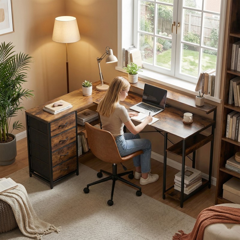 L-muotoinen pelipöytä virtapaneelilla ja LED-valaistuksella 155 x 110 x 91,4 cm rustiikinruskea