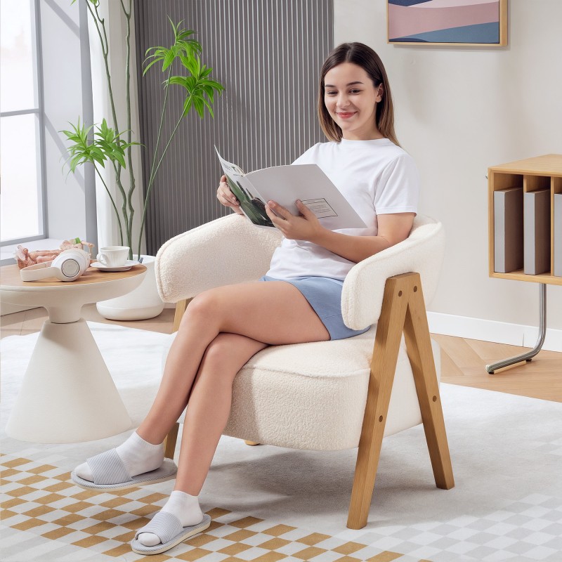 Nojatuoli olohuoneeseen, pehmustettu fleece-verhoilu, puujalat ja metallirunko, valkoinen