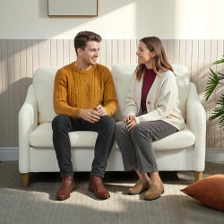 2-istuttava sohva sherpa-fleece -verhoilulla 137 cm, kermanvalkoinen