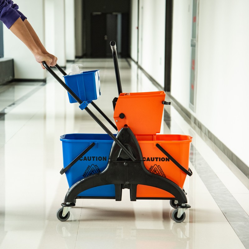 Siivousvaunu mopin puristimella, 26 L, muovi ja metalli, oranssi, rullattava