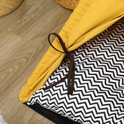 Lemmikkiteltta tipi-mallinen kissoille ja pienille koirille, pehmustettu peti, 60 x 60 x 76 cm, keltainen/musta/valkoinen