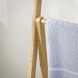 Kylpyhuonehylly 3-tasoinen ja 3 pyyhetangolla, A-mallinen bambu, 53,5 x 30 x 153 cm, luonnonväri