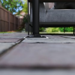 Aurinkovarjon maahan asennettava jalka kuumasinkittyä metallia 16,5 x 16,5 x 40 cm tummanharmaa