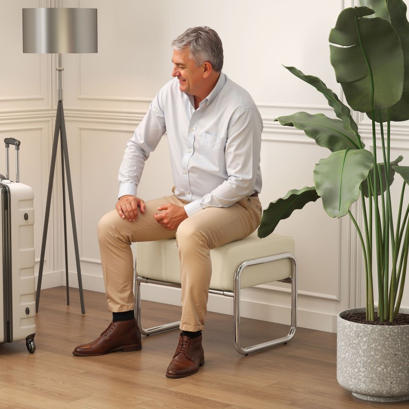 Rahituoli makuuhuoneeseen, paksu vaahtomuovitäyte 18 cm, chenille-verhoilu, teräsjalat, 52 x 42 x 42 cm, beige