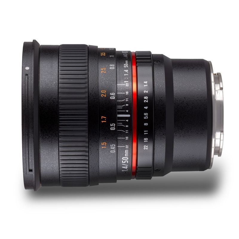 Samyang 50 mm f/1.4 objektiivi Fuji X, manuaalinen tarkennus, täysikenno ja APS-C