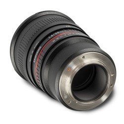 Samyang 50 mm f/1.4 objektiivi Fuji X, manuaalinen tarkennus, täysikenno ja APS-C