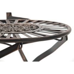 Nostalginen taittuva puutarhatuoli raudasta antiikkipatinalla