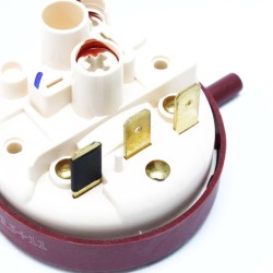 Painekytkin pienelle nostoasemalle 600 W, 230 V, letkuliitäntä 5,3 mm