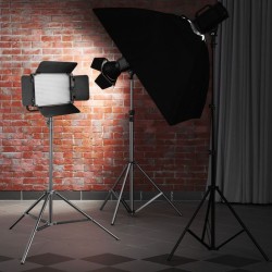 Walimex pro 2x Versalight 500 Bi-Color LED-paneeli ja 2x valaisinjalkaa, 32 W, studiovalaistussarja