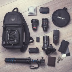 Mantona Loop Kamerareppu DSLR-kameroille, musta, pikapääsy ja muokattava sisätila