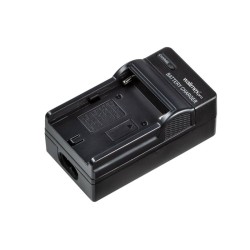 Walimex pro Niova 900 Plus Daylight LED-paneeli, WT-806 jalusta ja 2 NP-F akkua