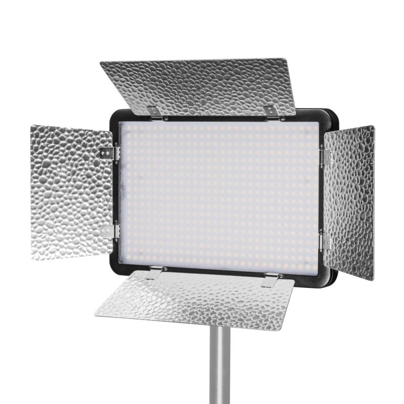 Walimex pro 2 kpl LED 500 Versalight Daylight LED-paneelivalaisin ja 2 kpl jalustaa, 32 W, 5600 K, kaukosäädin