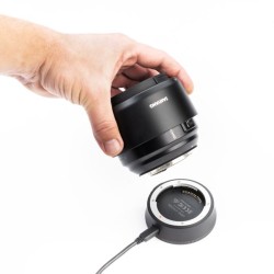 Samyang Lens Station AF Canon EF -objektiivien päivitys- ja kalibrointiasema