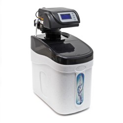 SOFT-C2 Täisautomaattinen vedenpehmentin, 800 l/h, 12 kg suolasäiliö