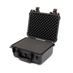 Vedenpitävä suojalaukku 35 x 29,5 x 15 cm, musta, paineen tasausventtiili ja muokattavat vaahtomuovimatot